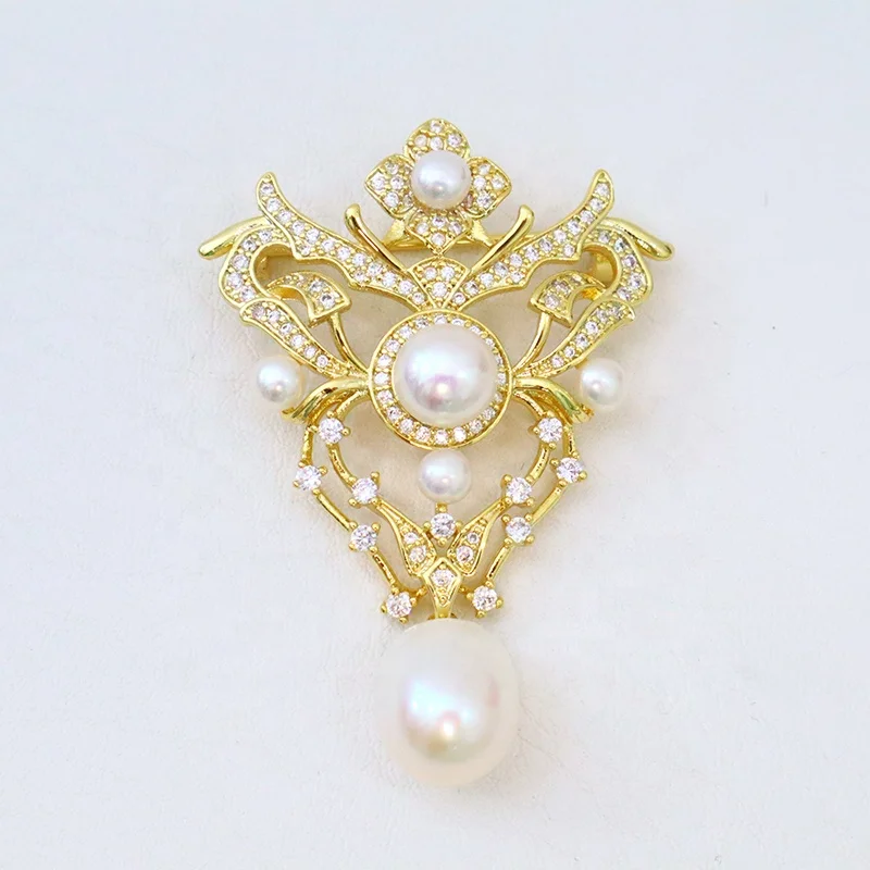Hot Selling Yellow Gold Shield Brooch inlaid big Zircon and Freshwater Pearl pin for Women