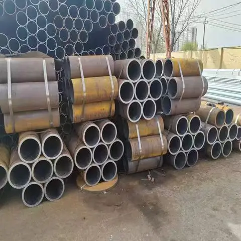 Steel pipe cutting