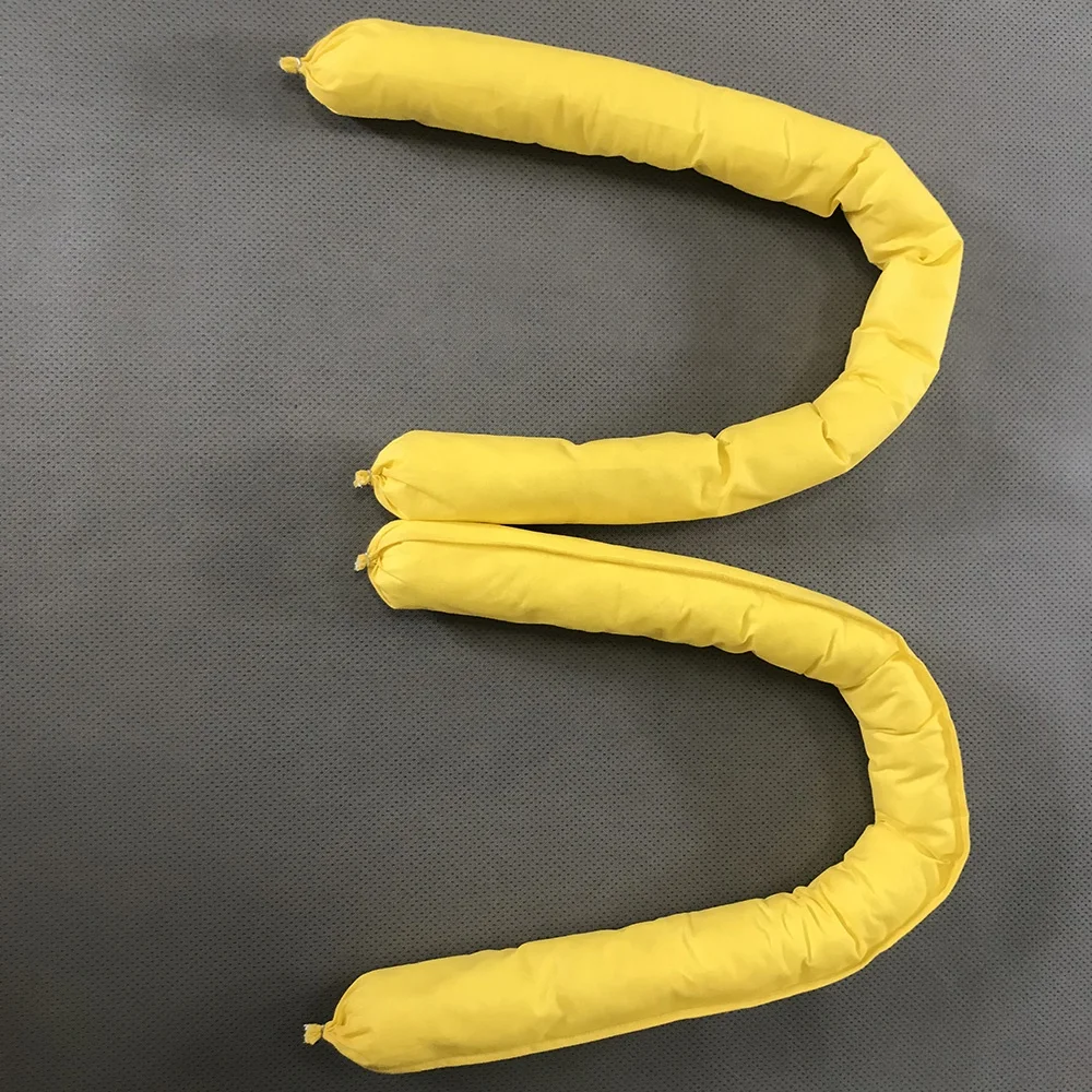 100% Polypropylene Polyester Filter Pillow Mat Pad Industrial Cartridge Motor Sock Super Oil Spill Absorbent Material