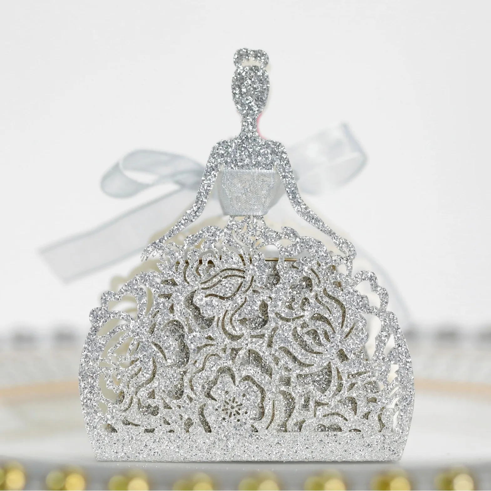 New Laser Hollow Gold Leaf Dusting Powder Candy Box 250G Wedding Gift Beautiful Rose Girl Shape