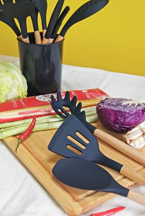 High quality Silicone Kitchen Cooking Utensils Tool Set 10 Pcs With Wooden Handle