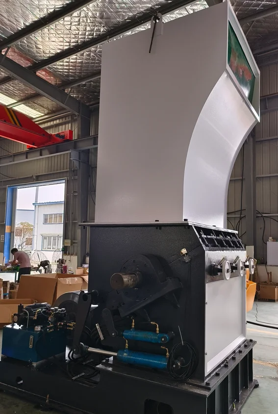 Rubber Tires Waste Recycling Shredder Crusher Machine Price