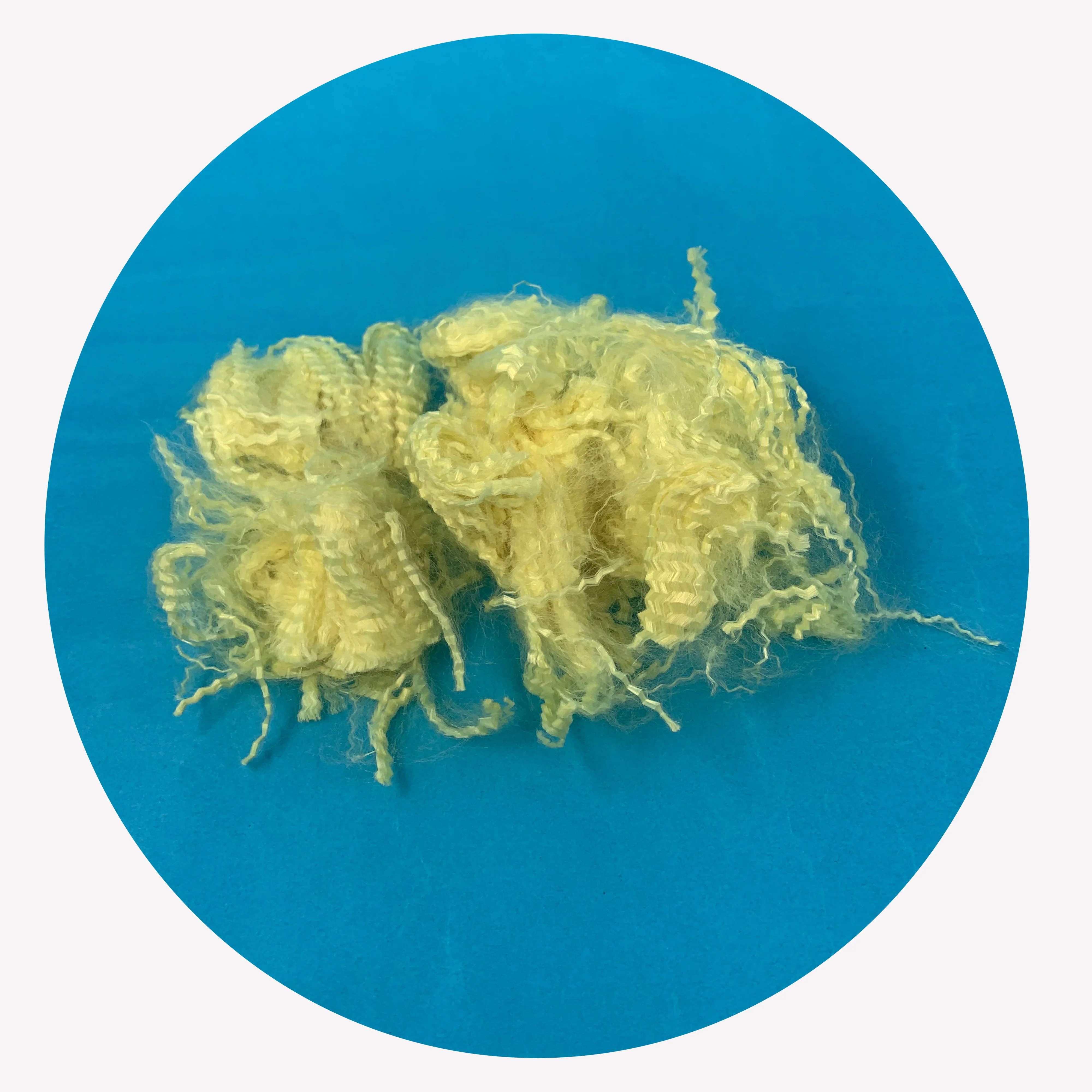 Высокопрочное арамидное короткое волокно, устойчивое к кислотам и щелочам