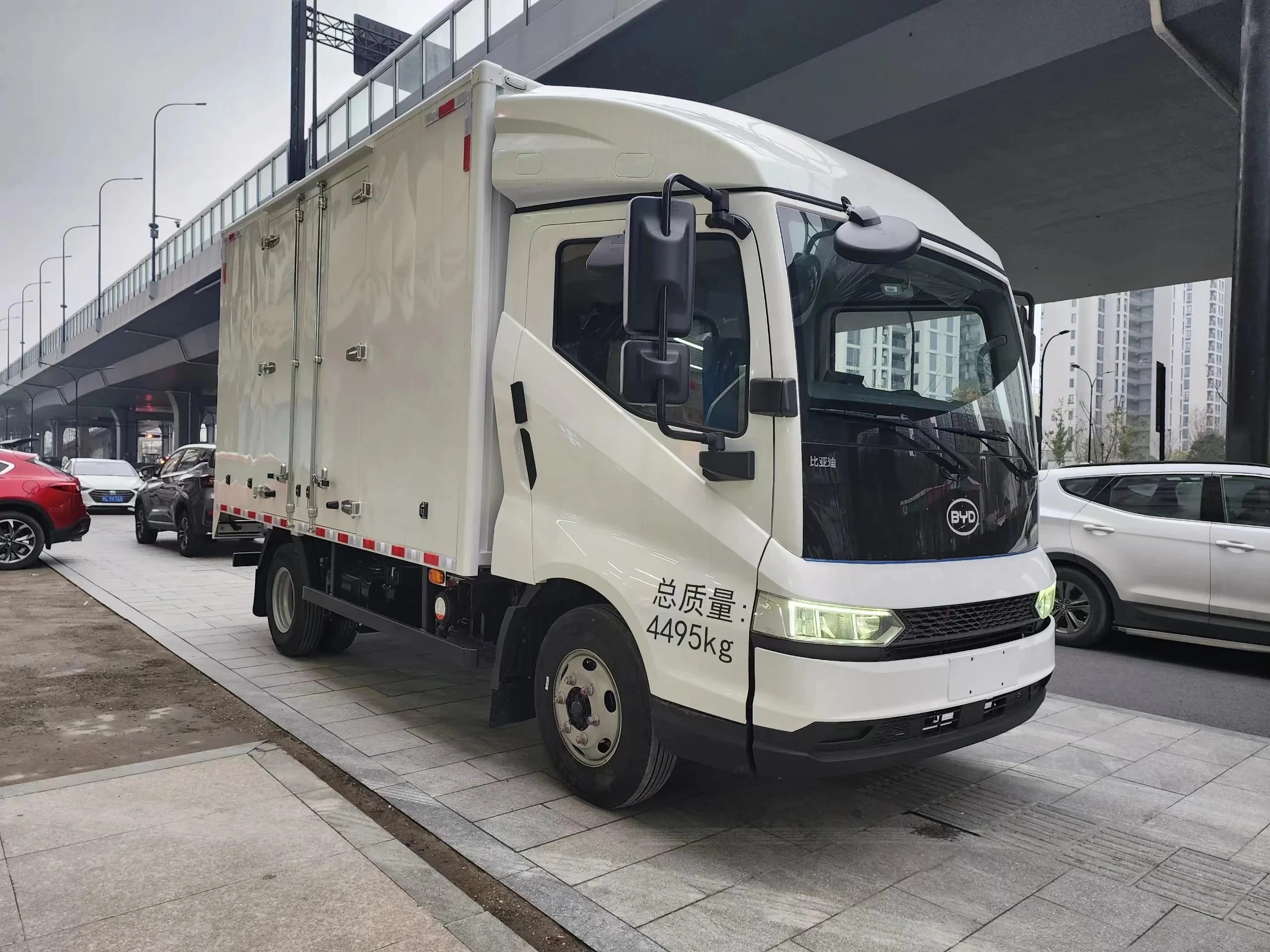 2024 byd t5 4.5t 4m single row truck new energy hybrid vehicles 1000km long range new cargo truck byd t5dm automatic