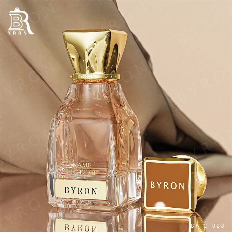 Luxury 30ml Spray Glass Perfume Bottle Wooden Cap Parfum Glass Rectangular Perfume Bottle Packaging