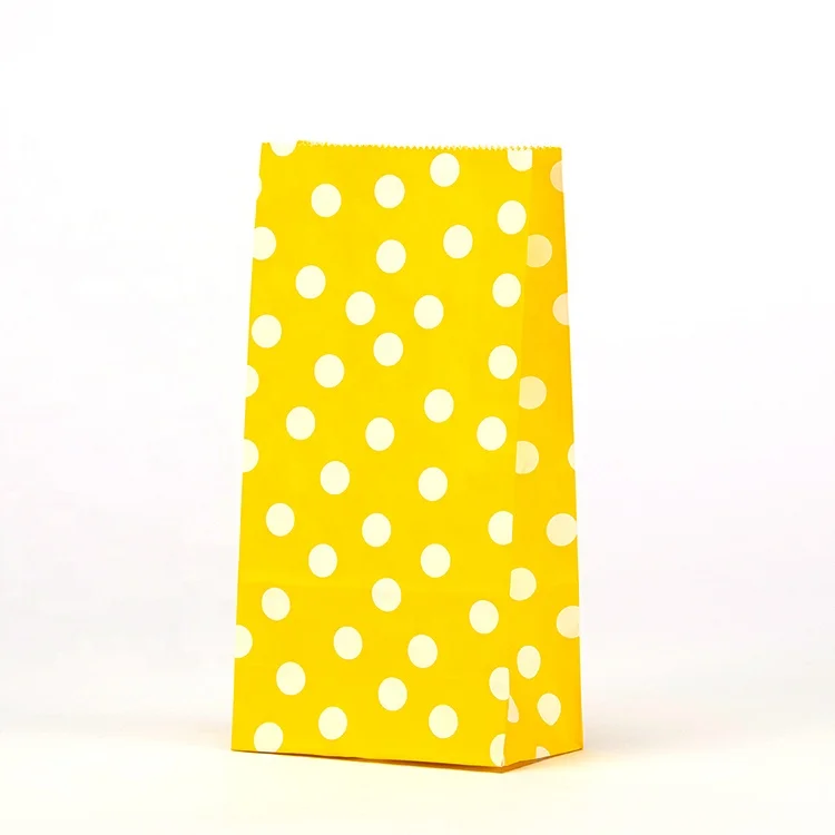 2021 Recycled Kraft Paper Trick or Treat Goody Gags Halloween Party Favor Paper Gift Candy Bags