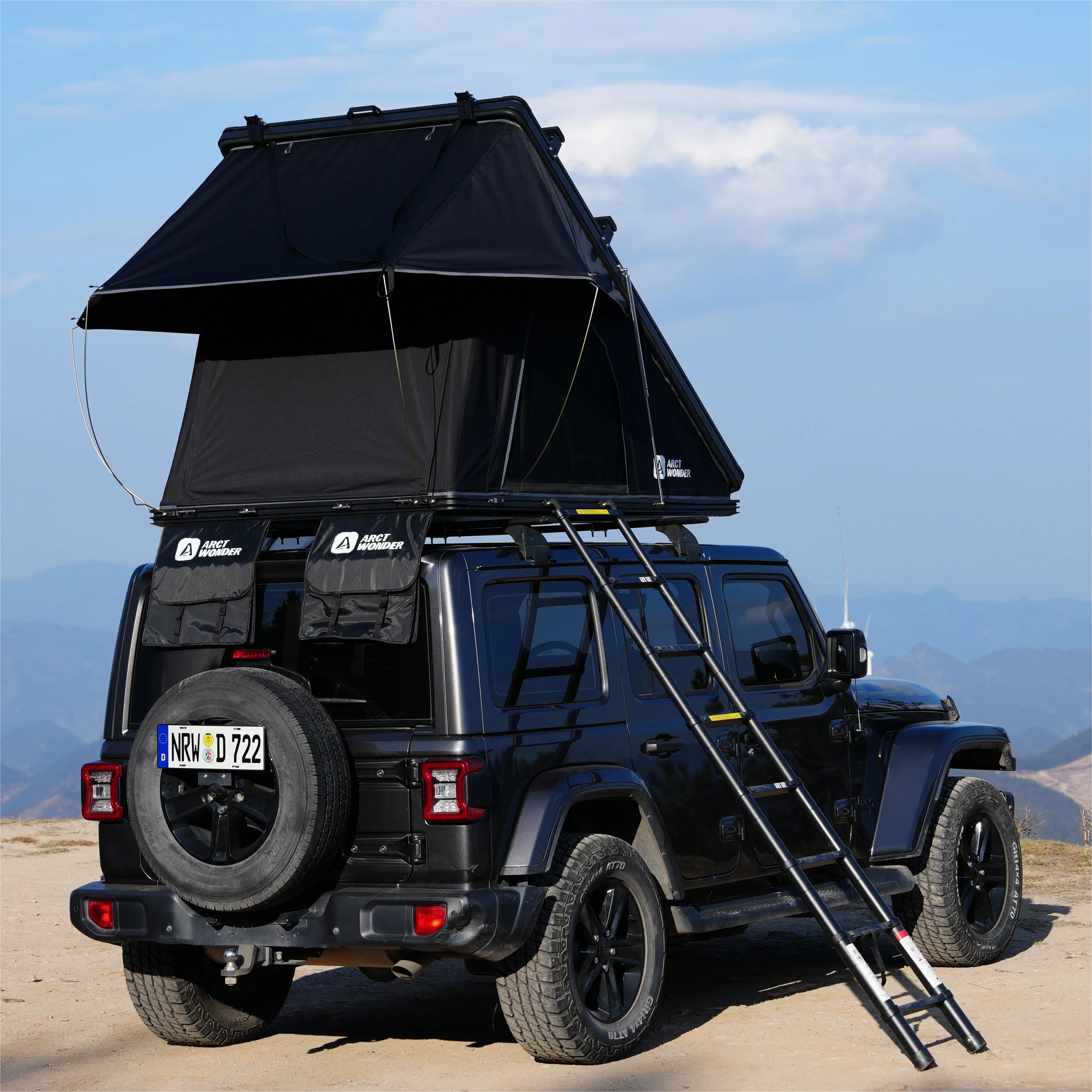 UV Resistant Waterproof 4 Person Roof Top Tent Car Rooftop Tent ABS Clamshell Hard Shell Top Roof Tent For 4x4 Camping