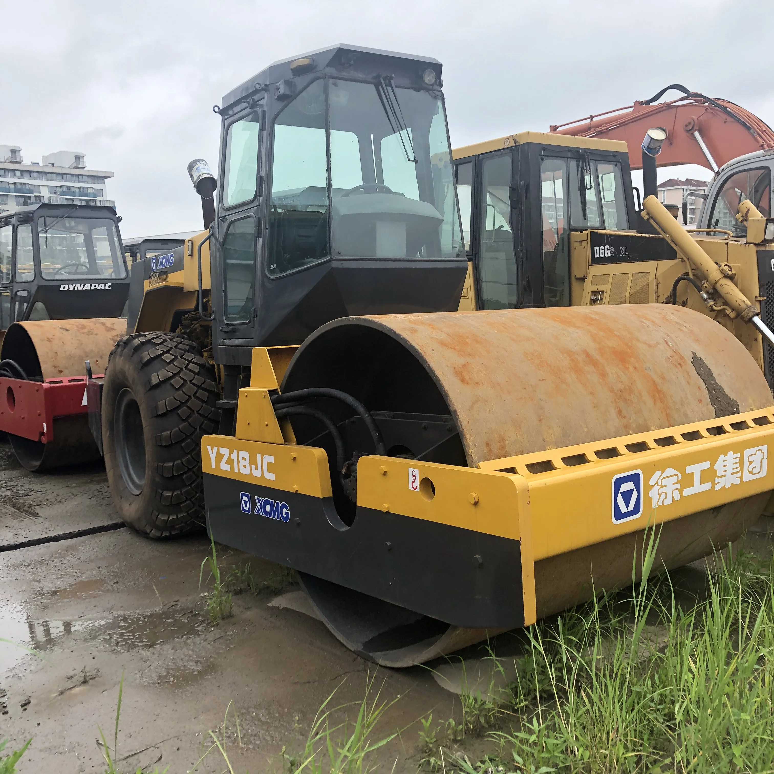  Б/у дорожный каток YZ18JC уплотнитель DYANPAC 251 Каток BOMAG