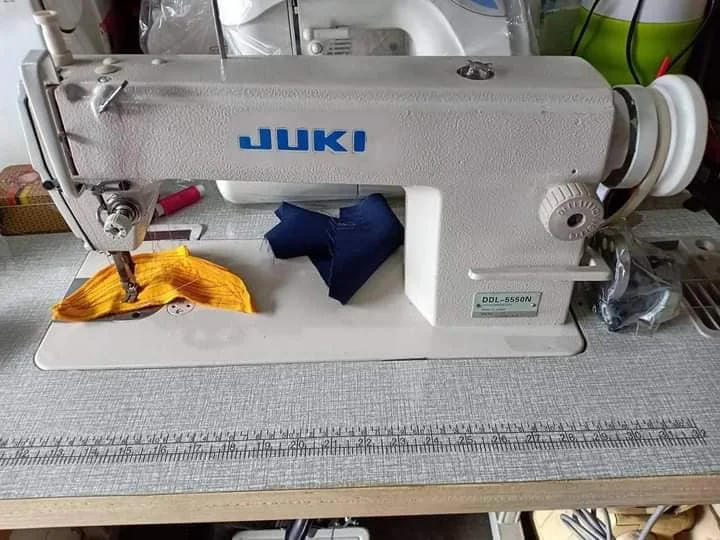 Second Hand Cheap Price Japan Jukis Sewing Machine DDL-5550N  5550n-7 1-needle, Lockstitch Machine