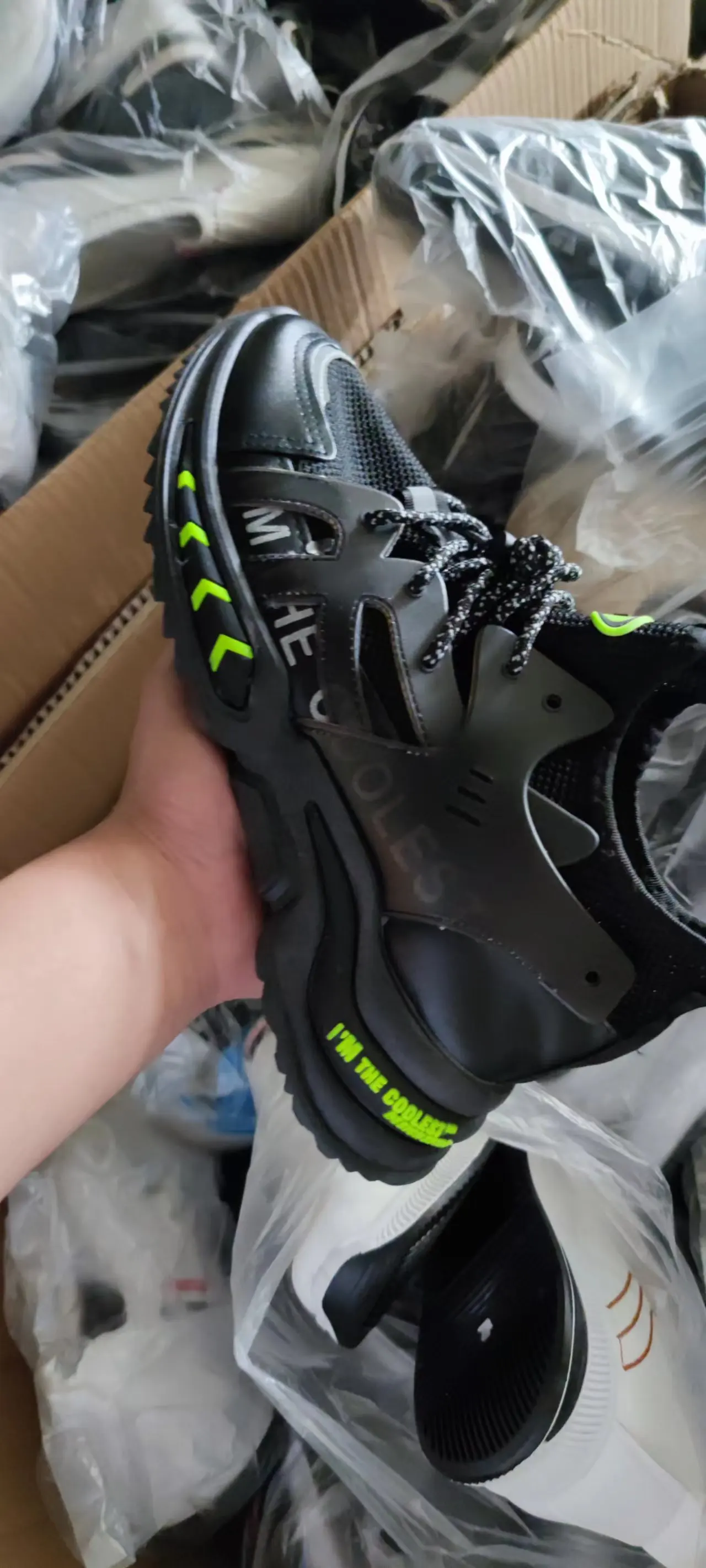 Оптовая продажа, мужские сандалии, кроссовки, модная повседневная прогулочная обувь, спортивная обувь для бега, самая дешевая