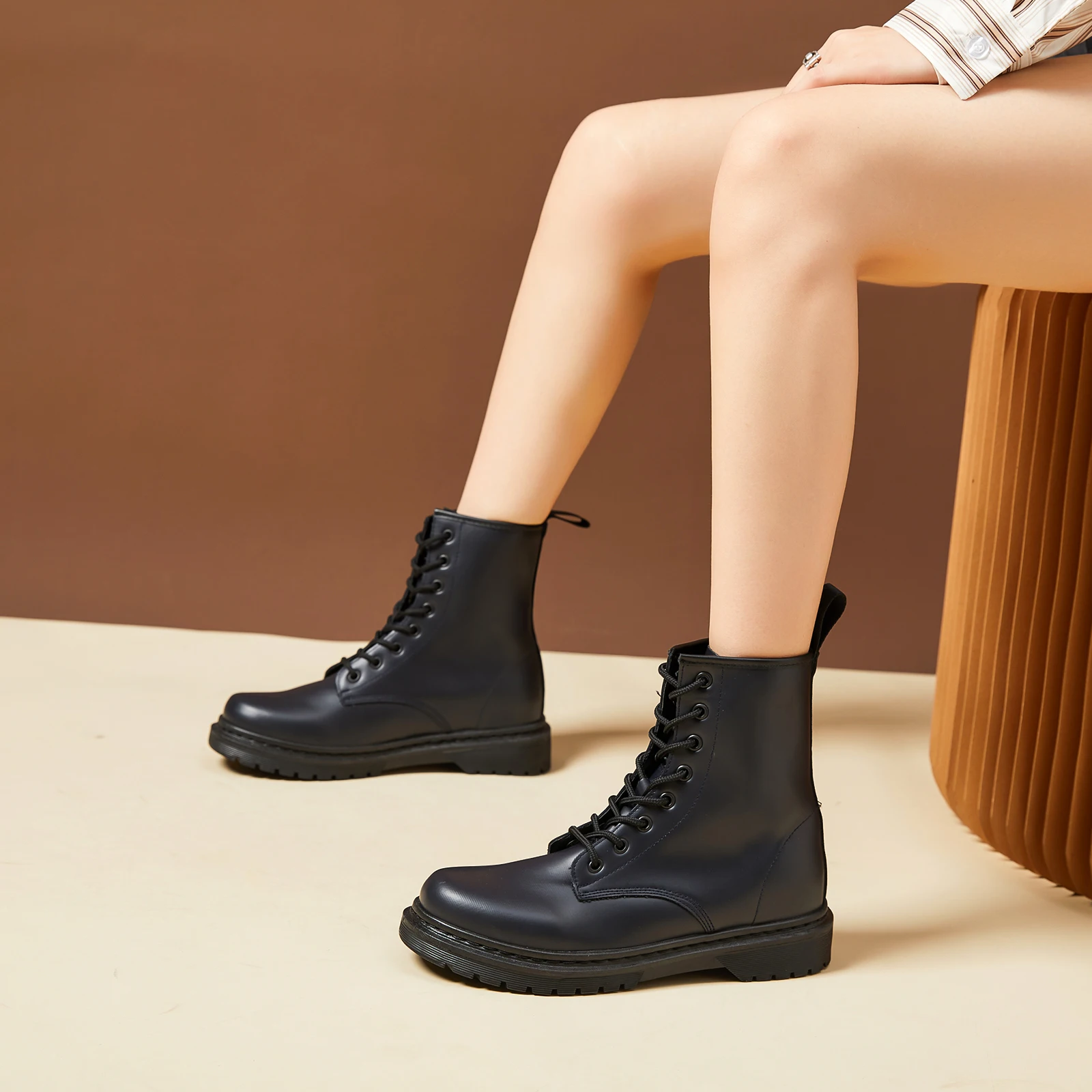 Wholesale Custom Waterproof Pu Leather Ankle Boots Lace Up Winter Women fashion Boots For Women New Style