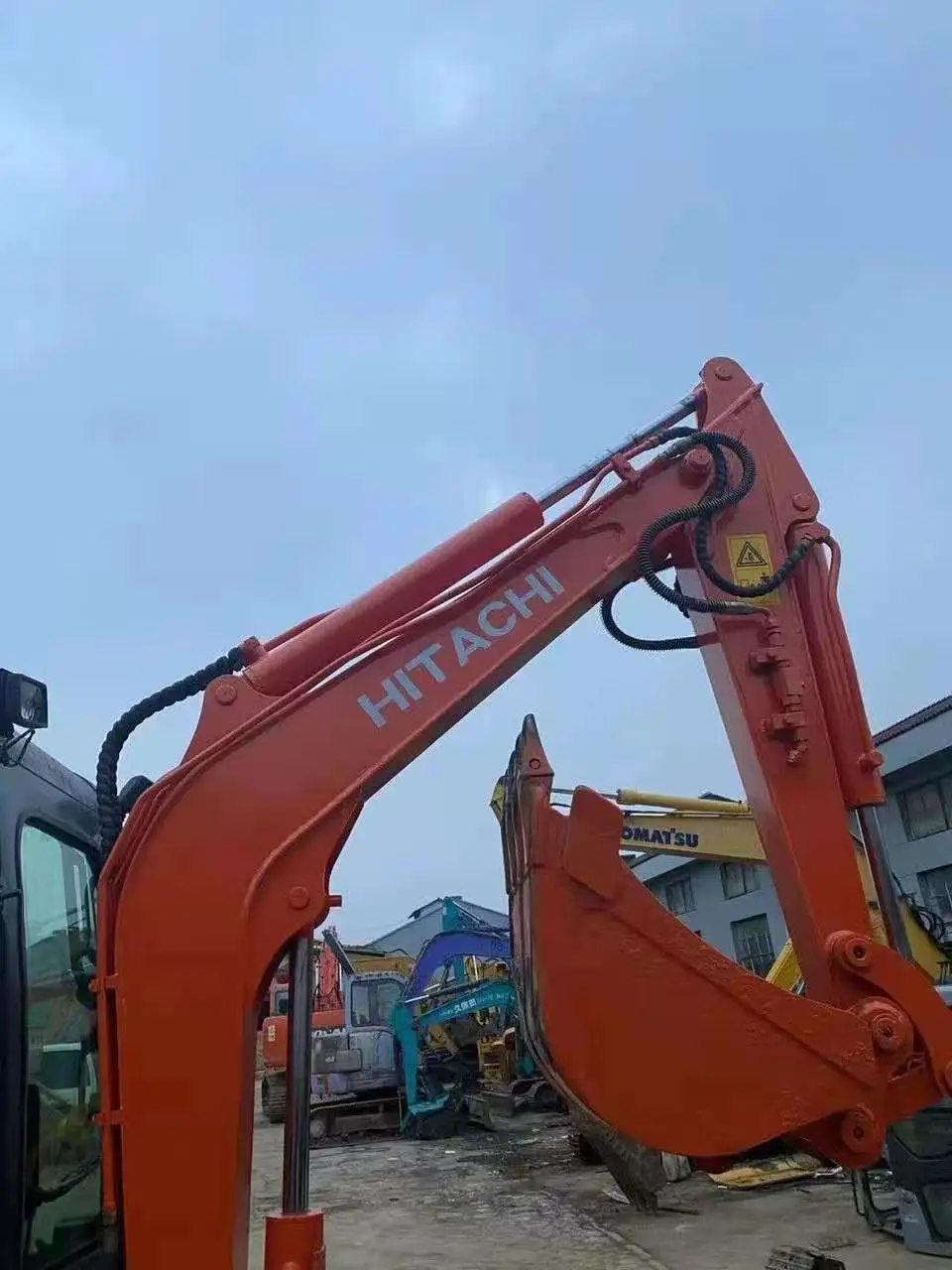 Сделано в 2023 б/у HitachiU30 3 тонны Hitachi60 6 тонн экскаватор Htachi30 оригинальный двигатель с CE/EPA Быстрая доставка