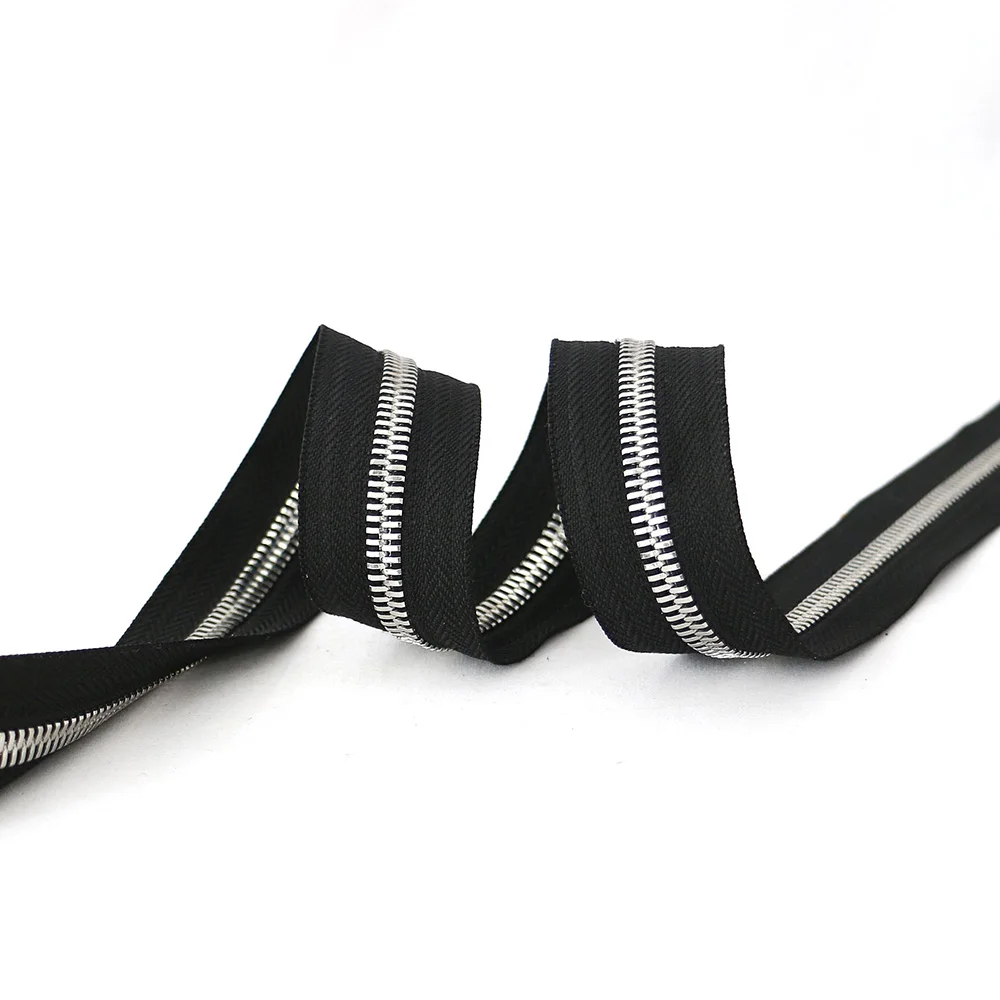 Wholesale Continuous 3# 5# 8# Long Chain Brass Metal Zipper Roll Tape