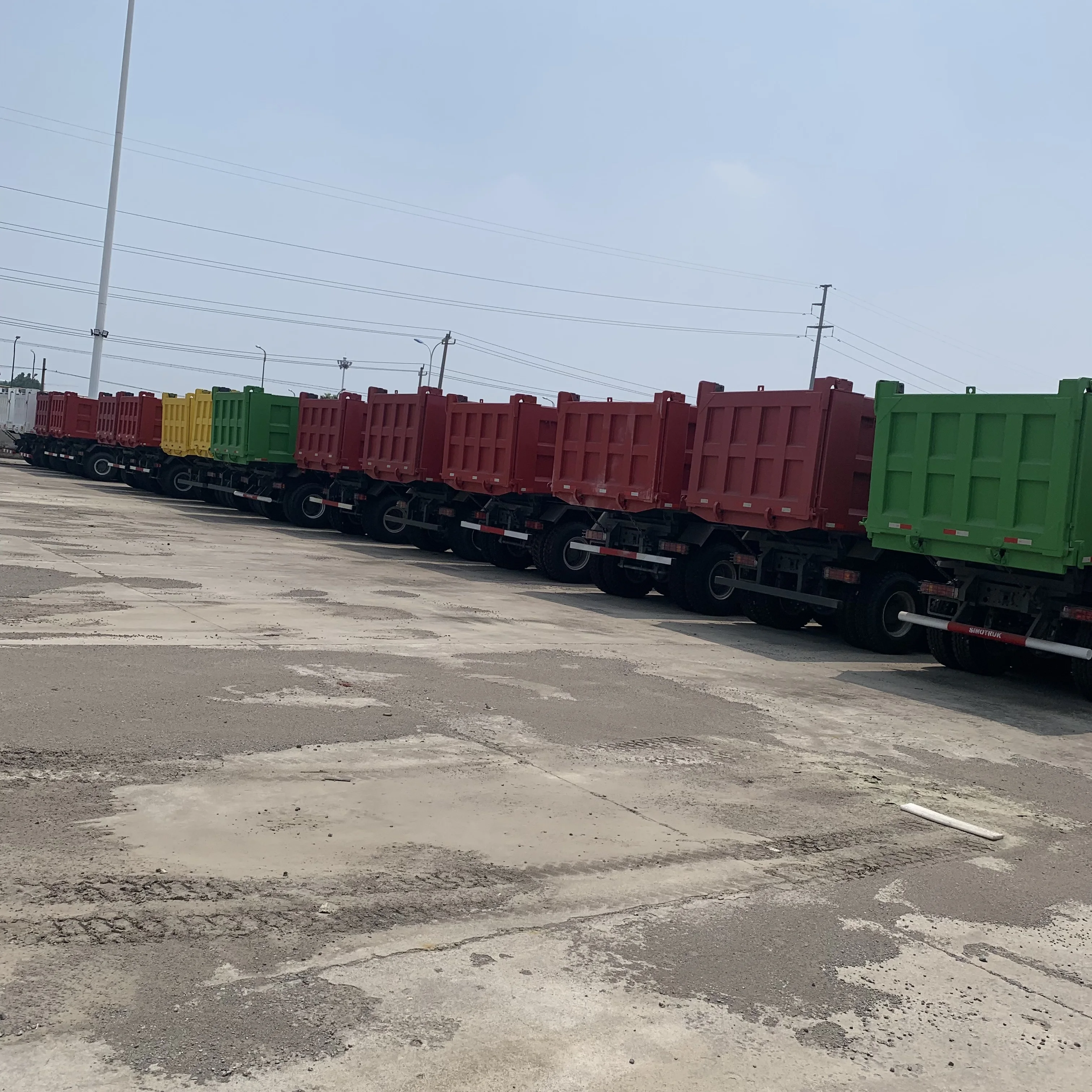 Sinotruk Price Sino HOWO Ethiopia 6x4 336hp 371hp 10 Wheel Tipper Truck Mining Dump Truck