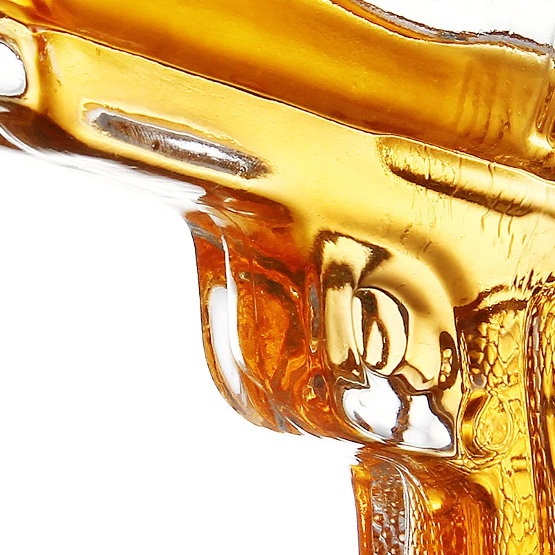 2022 Online hot sales glass decanter gun decanter whiskey bottle M1911 shape glass decanter with good sealing