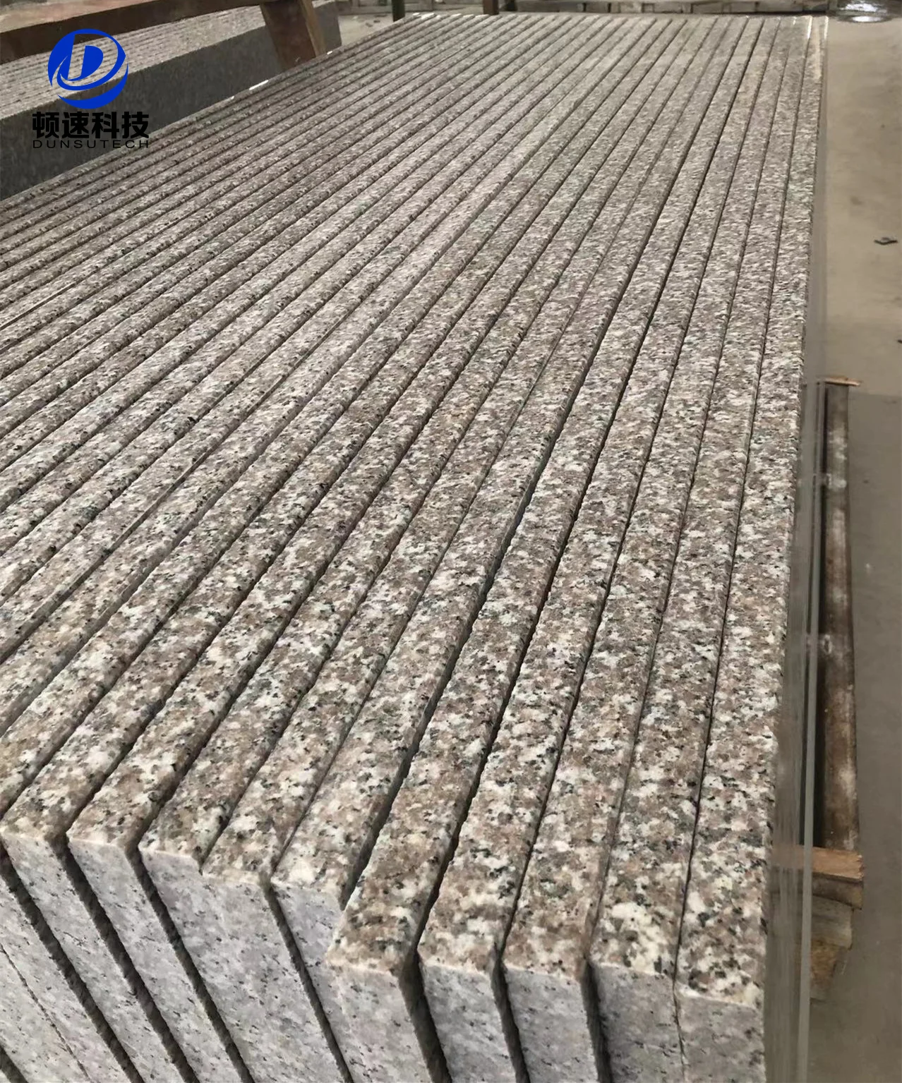 Natural Granite G664 Indoor Stone Steps Risers Granite Stairs China Best Price