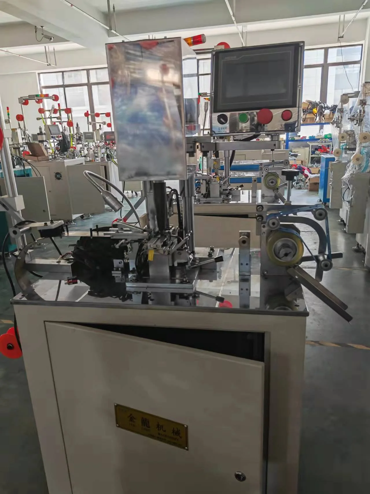 KKK Fancy nylon zipper, plastic zipper  slider mounting machinery zipper making machine Fermuar Makinesi