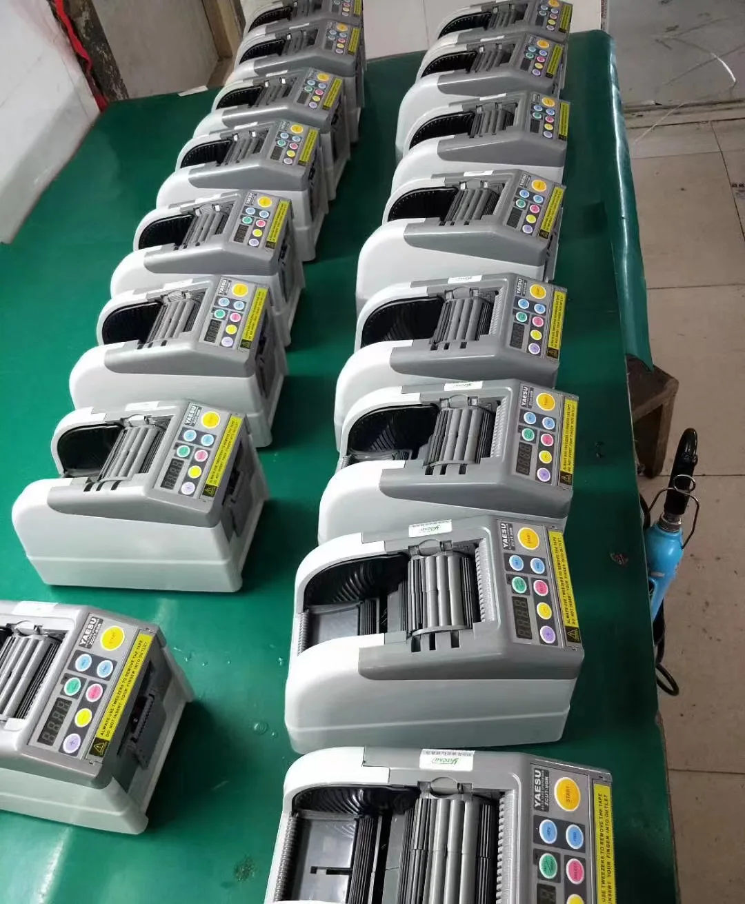 Zcut-9GR Cheap factory direct automatic tape dispenser with 6 sections circle cutting