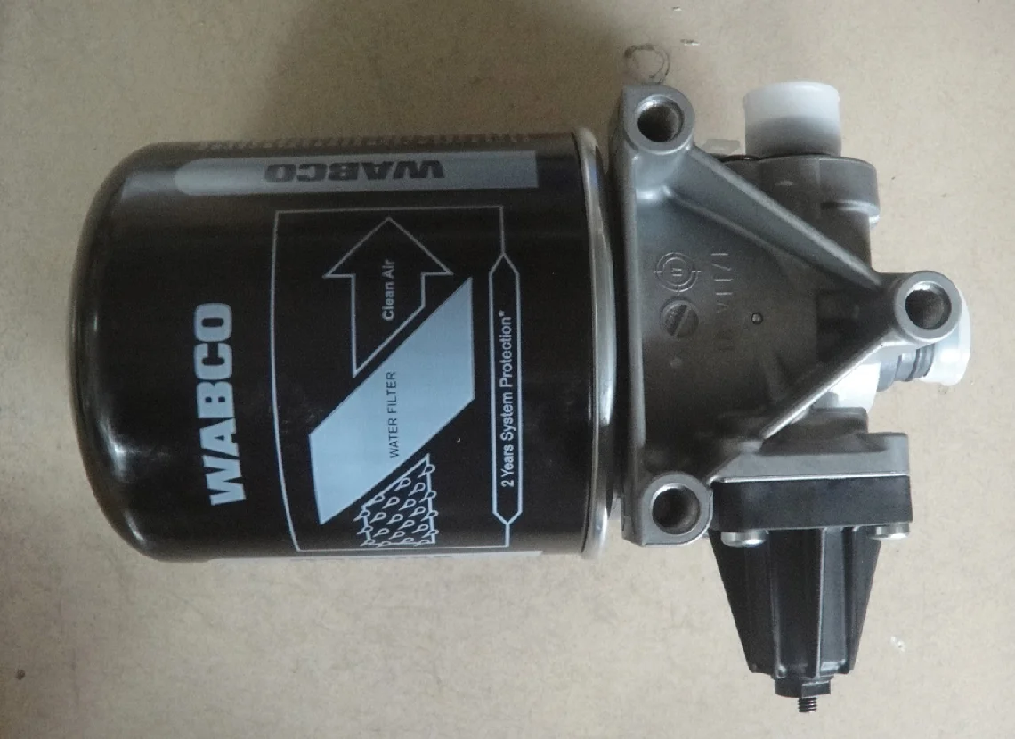 auto chassis parts 3529-00006 original air dryer for Chinese bus ZK6107HA