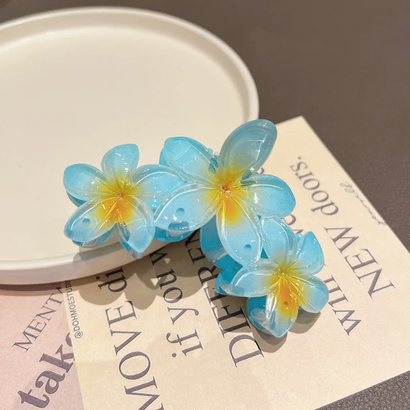 New Design Creativity Plastic Resin 3 Flower Large Claw Hair Clip For Women 11cm Summer Sweet Gradient Color Flower Hair Clips