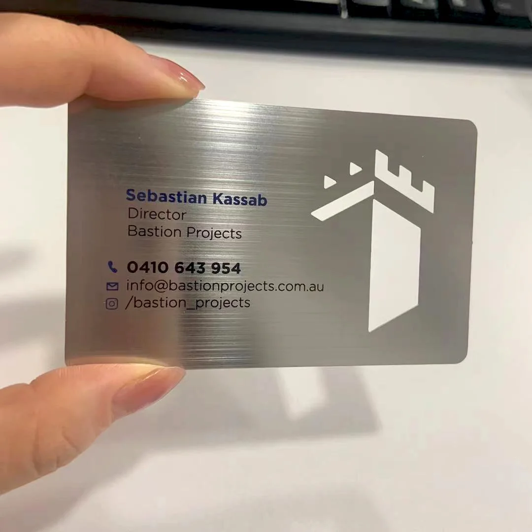 Factory Customized Premium Gold Stainless Steel Aluminum Alloy Metal Business Card With Logo Laser Engraving