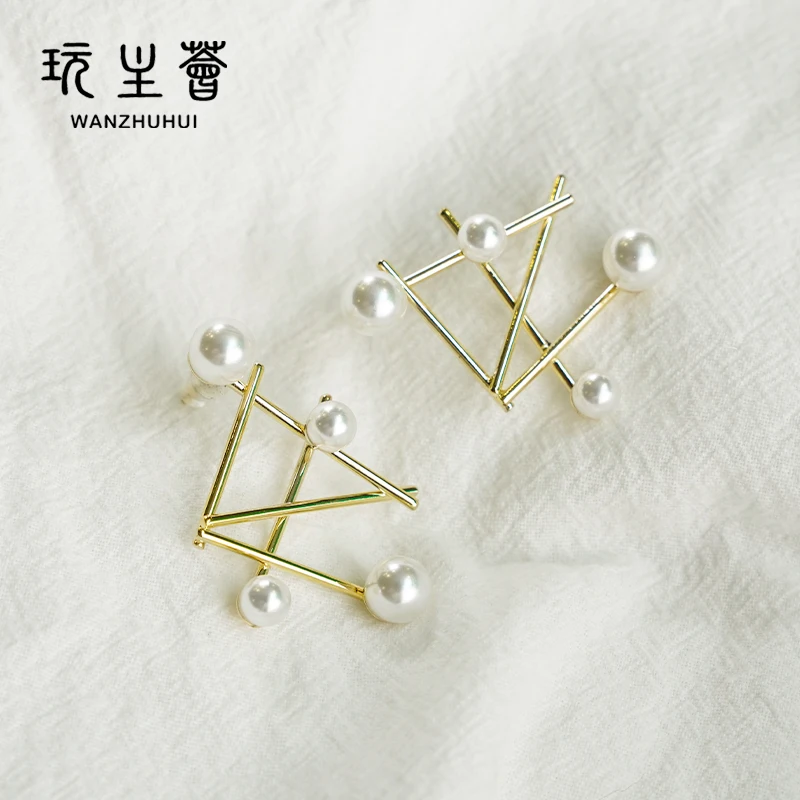  Unique gold plated sterling silver white pearl assymetrical
