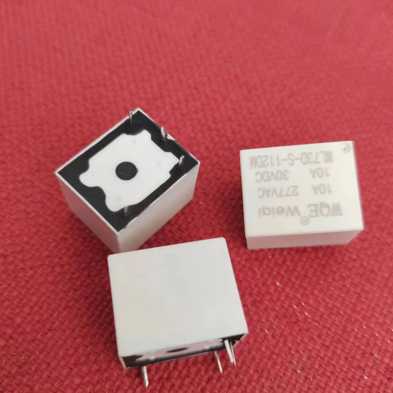 Weiqi Customized WL73D 10A/15A 277VAC 30VDC with 5 6 9 12 24 48 vdc single dual coil 0.4W/0.8W magnetic latching contactor relay