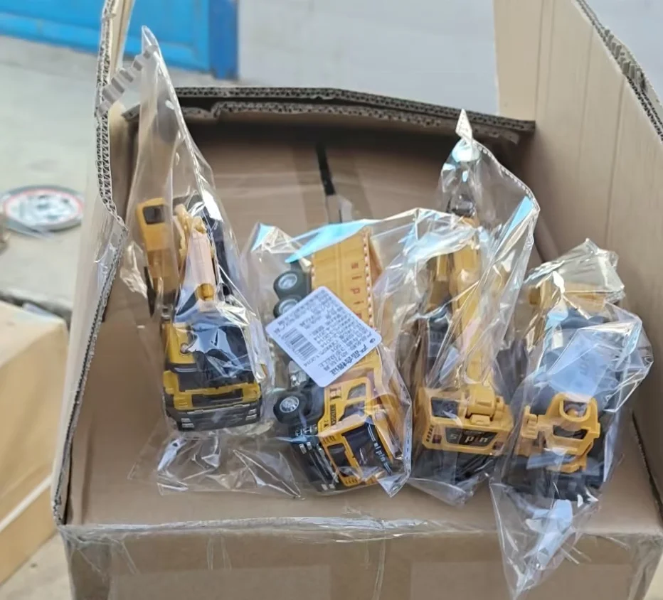 Alloy Engineering Vehicle Diecast Model Truck Pull Back Metal Diecast Model Truck toys for kids