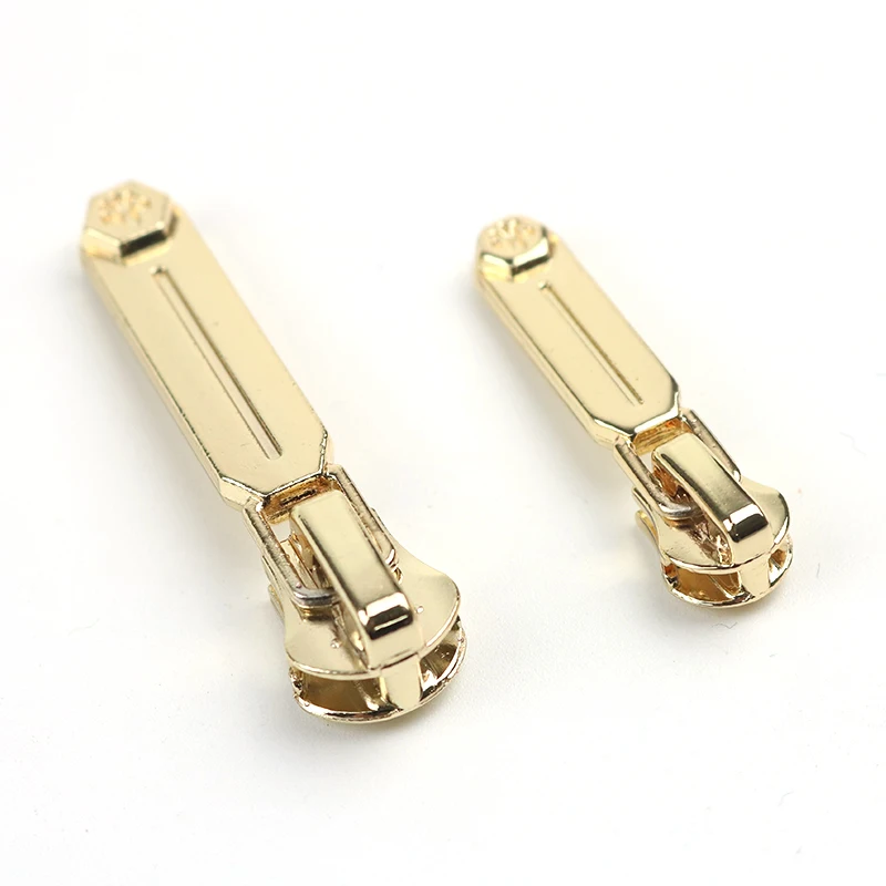 Factory Direct Black Silver Gold Metal Zipper Tag Custom Engraved Logo Brand Zipper Pull