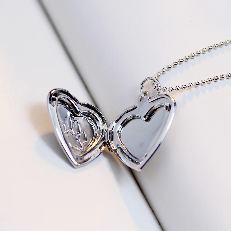 JAENONES Cat And Dog Paw Footprints Heart-Shaped Memory Photo Box Pendant Necklace Fashion Pet Jewelry