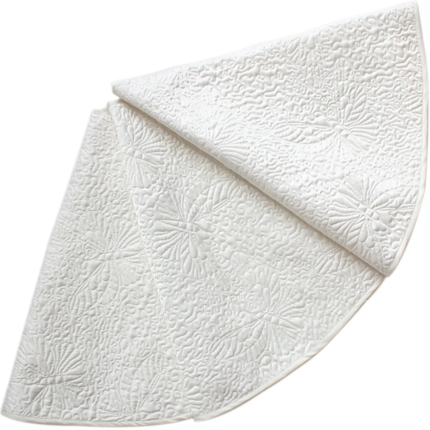 White Quilted Christmas Tree Skirt with butterfly Embroidery Christmas Tree Ornament 48'