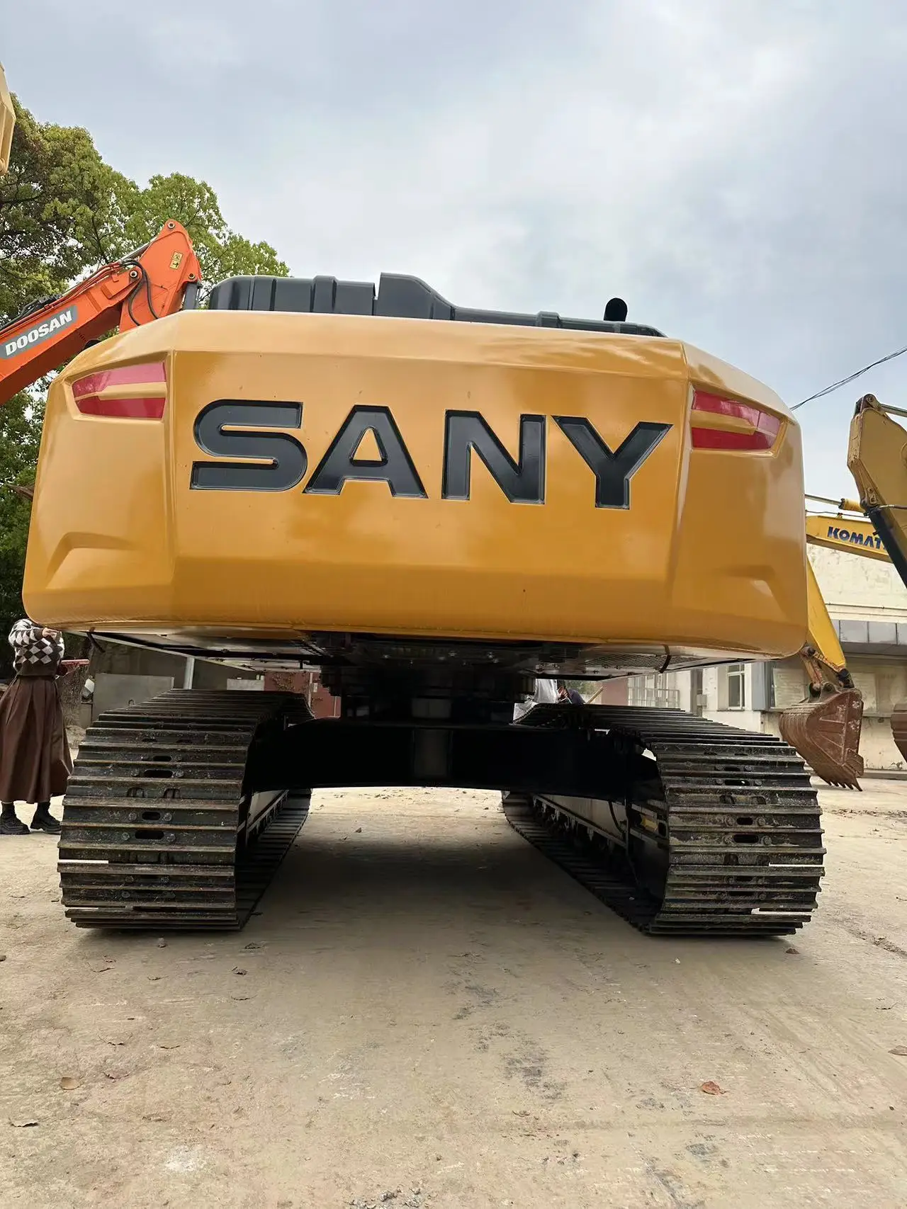 2024 model Sany sy205C crawler excavator New Sany 20ton China Cheap tracked shovel sy205H Mitsubishi Tier4 Euro4 CE EPA