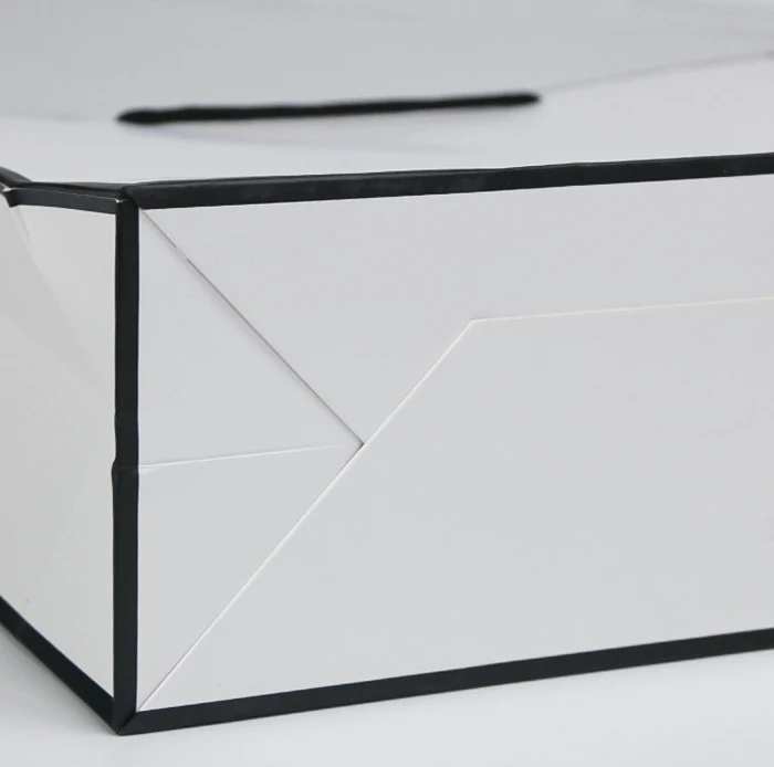 Competitive Price Elegant Customized Brand Logo Luxury Boutique Shopping White Shopping Paper Gift Bags