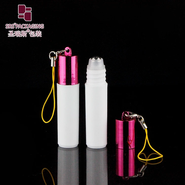 Empty Wholesale 5ml Plastic Roll On Bottle With Hook Portable Keychain Perfume Empty Bottle