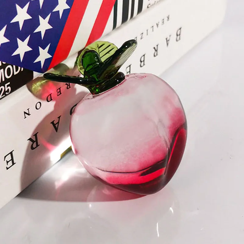 Glass Red Strawberry Figurine Crystal Fruit Collectible Art Glass Miniature Ornament Tabletop Desk Home Decoration