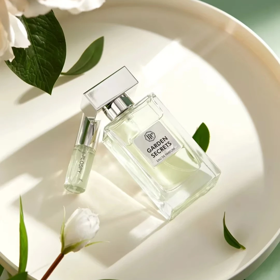 High Quality Cylinder Transparent Oem Glass 30Ml 50Ml 100Ml Empty Square Luxury Glass Perfume Bottle With Pump Sprayer and Box