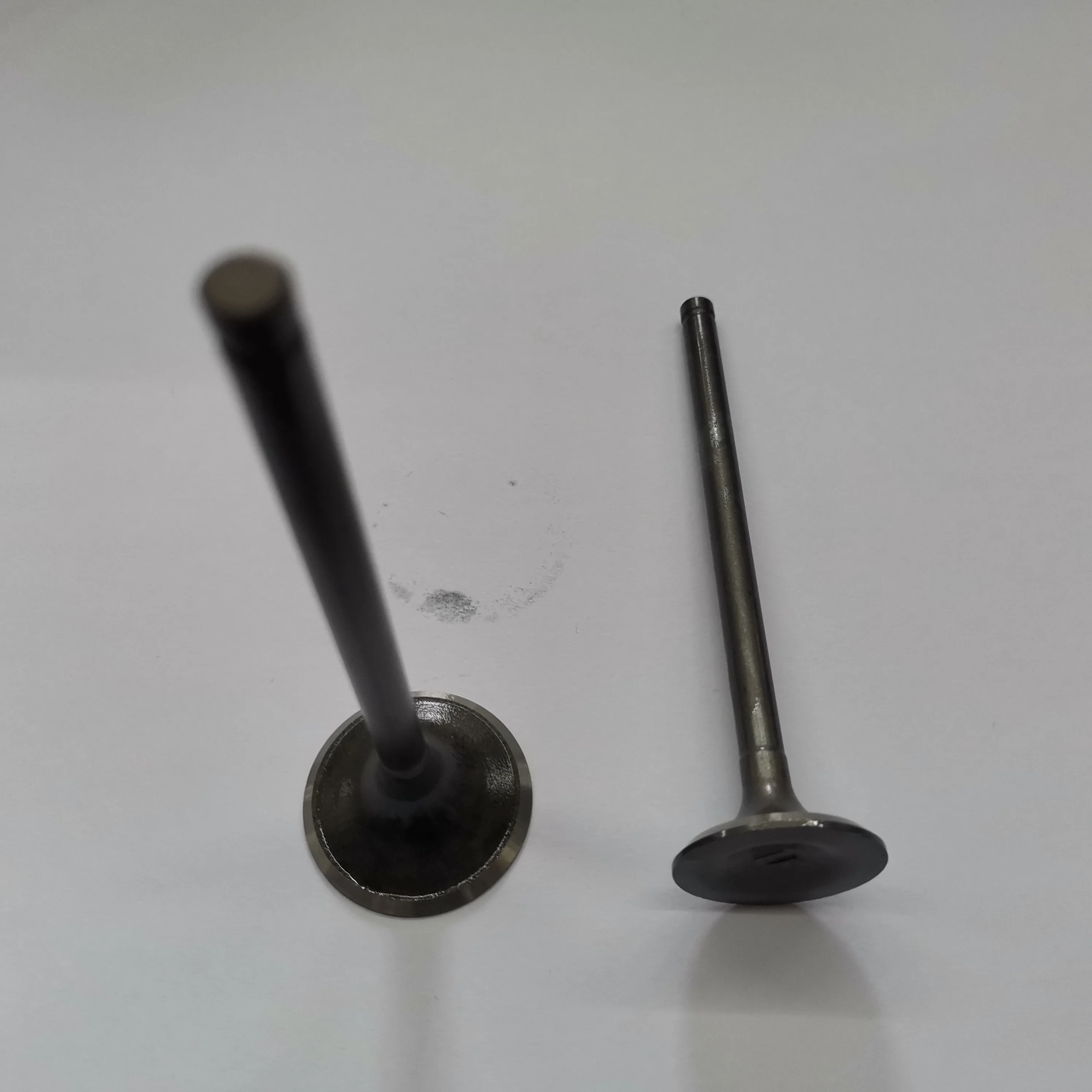 High quality motorcycle engine valves CG125 Intake motorcycle parts cheap for sale