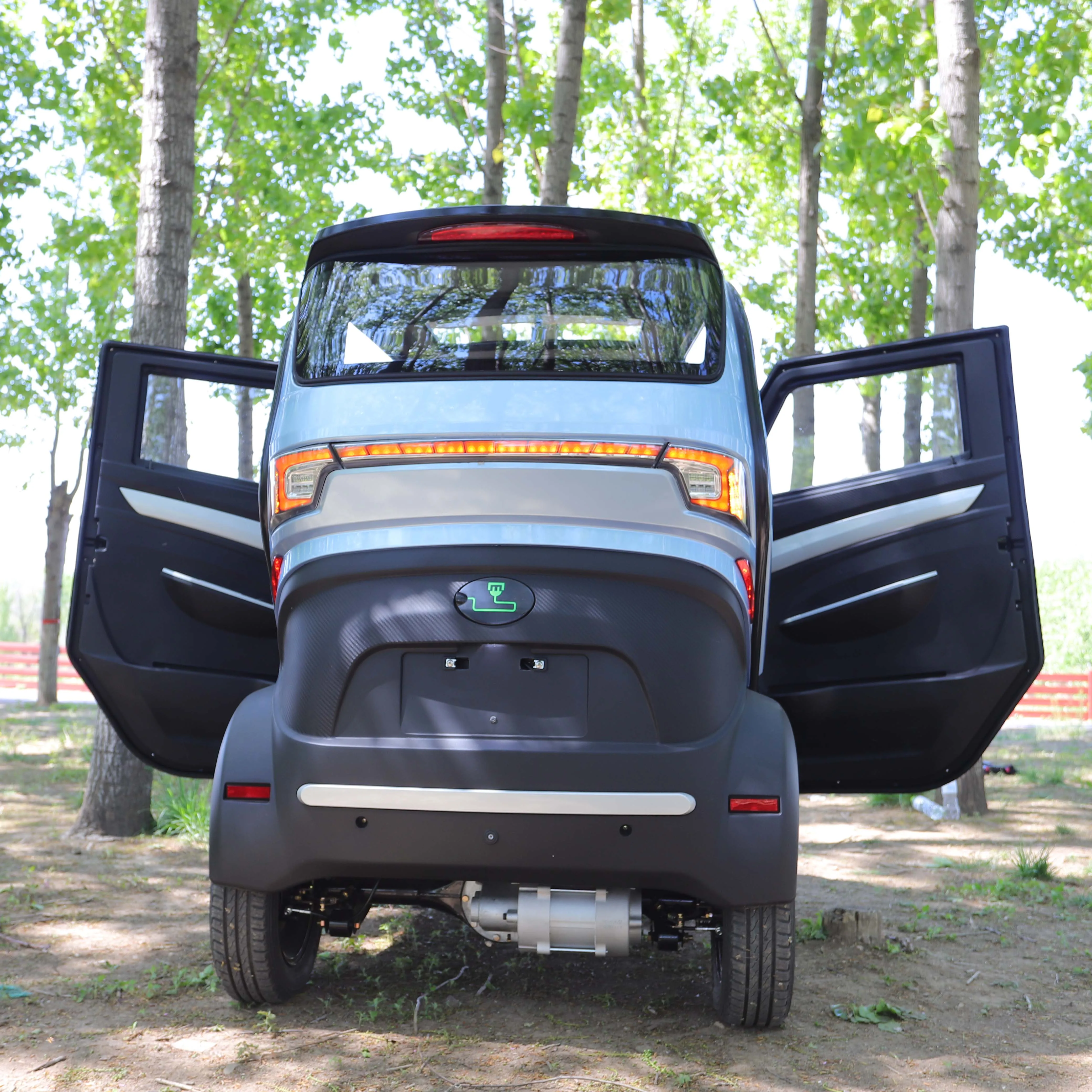 EEC approved chinese cheapest electric mini car three wheeler scooter