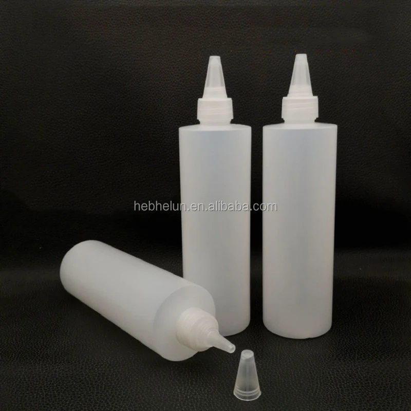 HeLun 500ml 1000ml White Black PE Plastic Cleaning Squeeze Bottle with Twist Cap