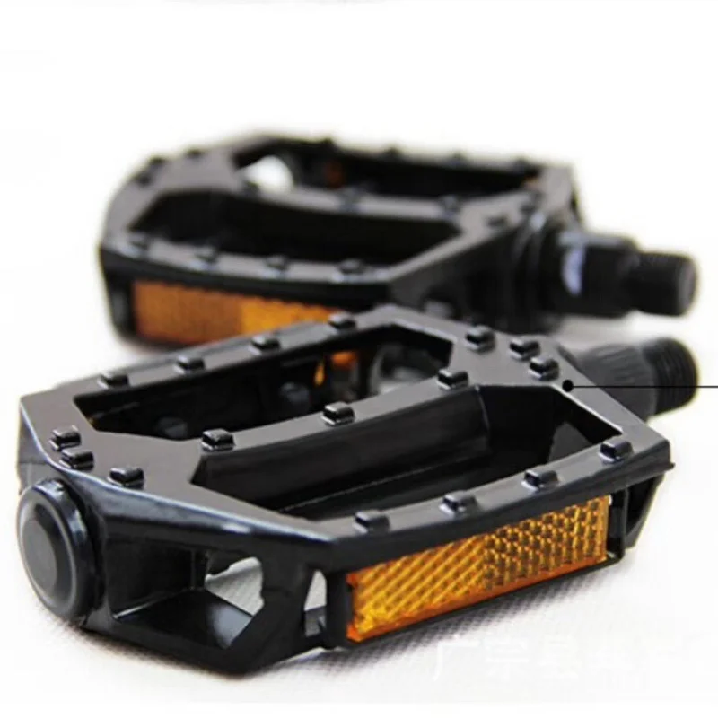 Wholesale of aluminum alloy foot pedals for mountain bikes, colored anti slip pedals for sale at cheap price