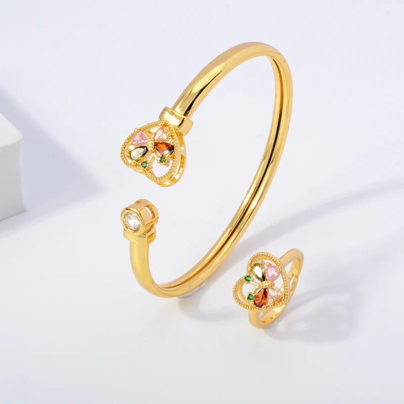 Whosale Personalized Newest Cheap Price Fashion Italian Pakistan Cuff Big Bracelet Jewelry Women Bangles Sets
