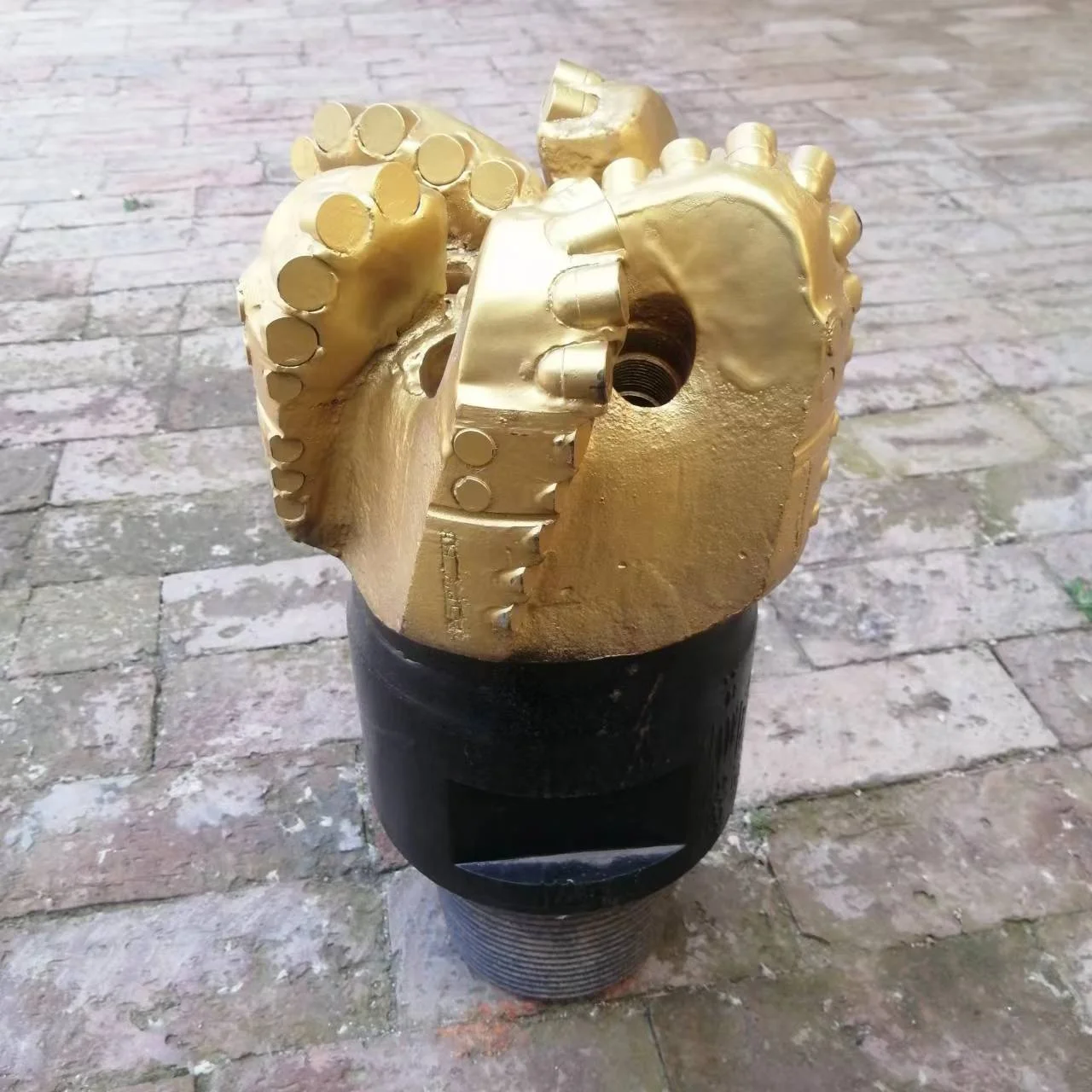 Популярные нефтяные сверла, Алмазный сердечник, буровое долото для бурения скважин, матричный корпус, буровое долото с кнопкой PDC