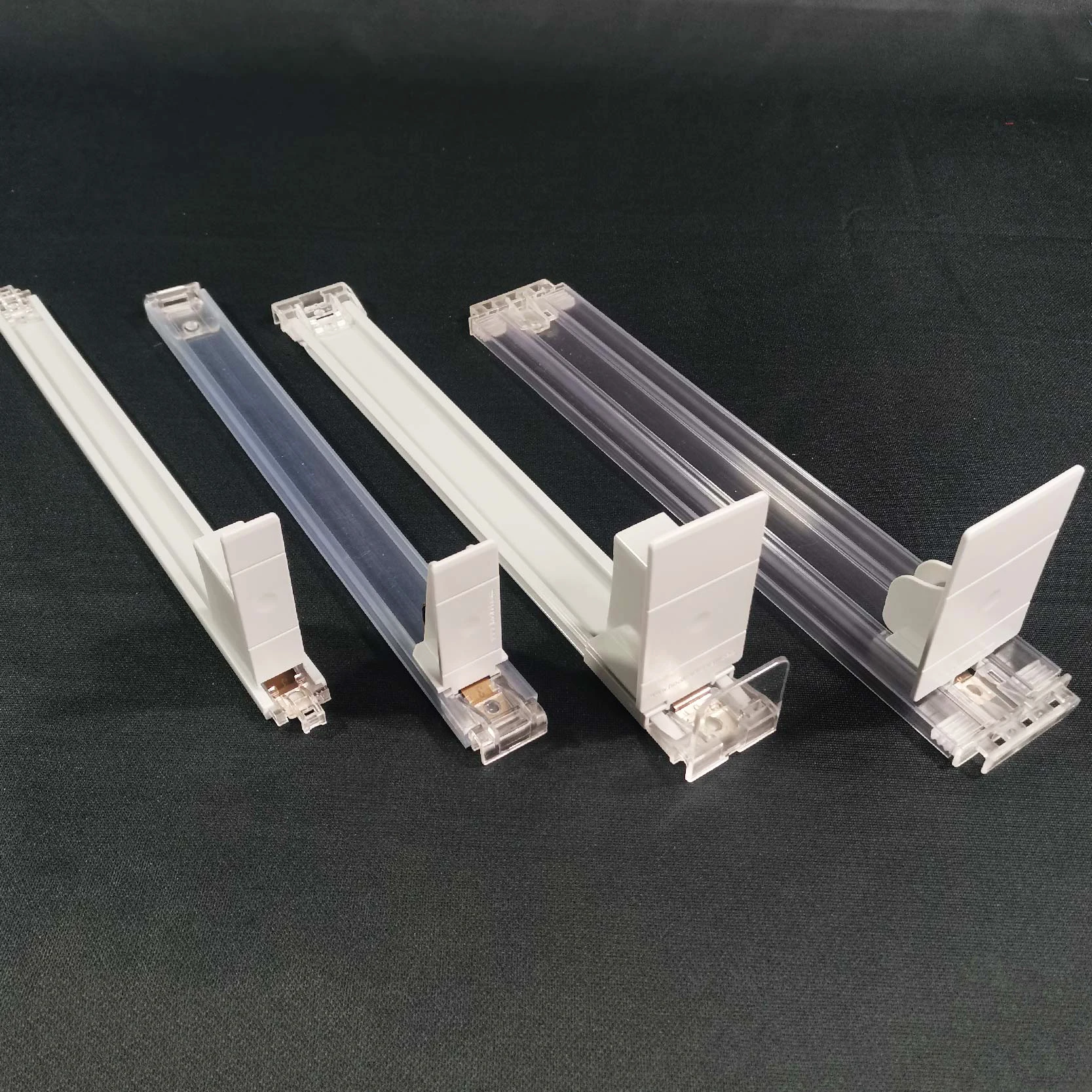 Wholesale Supermarket Propeller Plastic Drink Puller Plastic Drink Pusher Plastic Pusher Machine Shelf Pusher