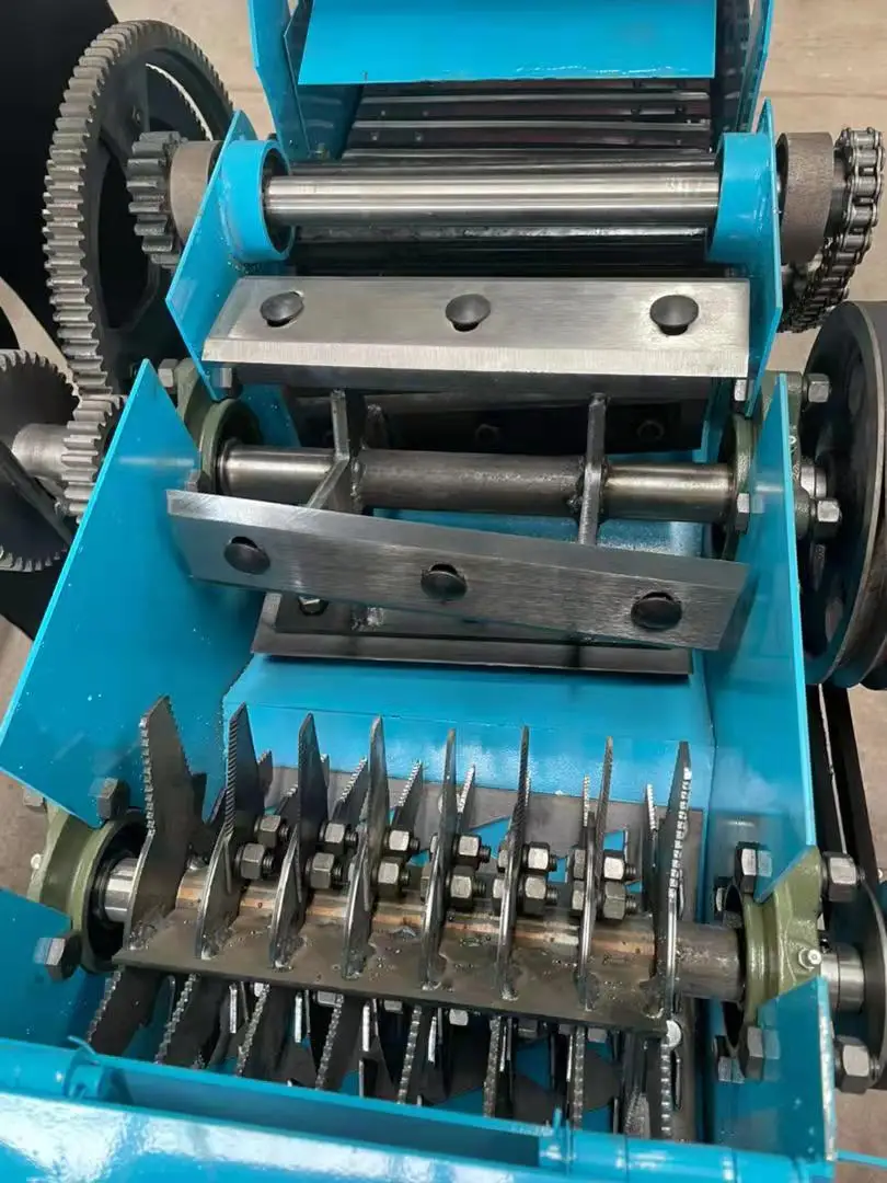 Livestock Breeding fodder straw grinder forage kneading machine