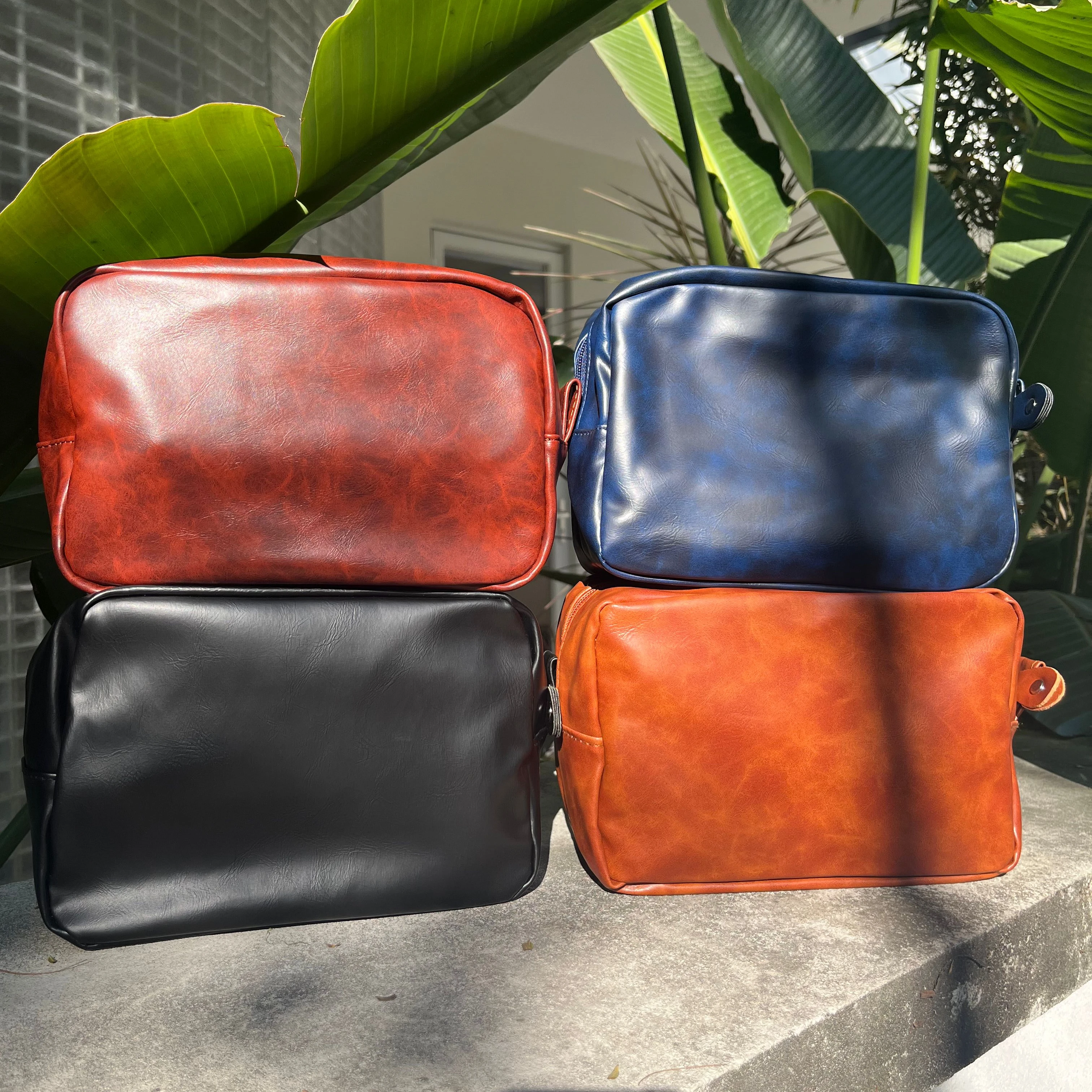 Wholesale PU Leather Waterproof Travel Toiletry Bag Organizer DMA6137