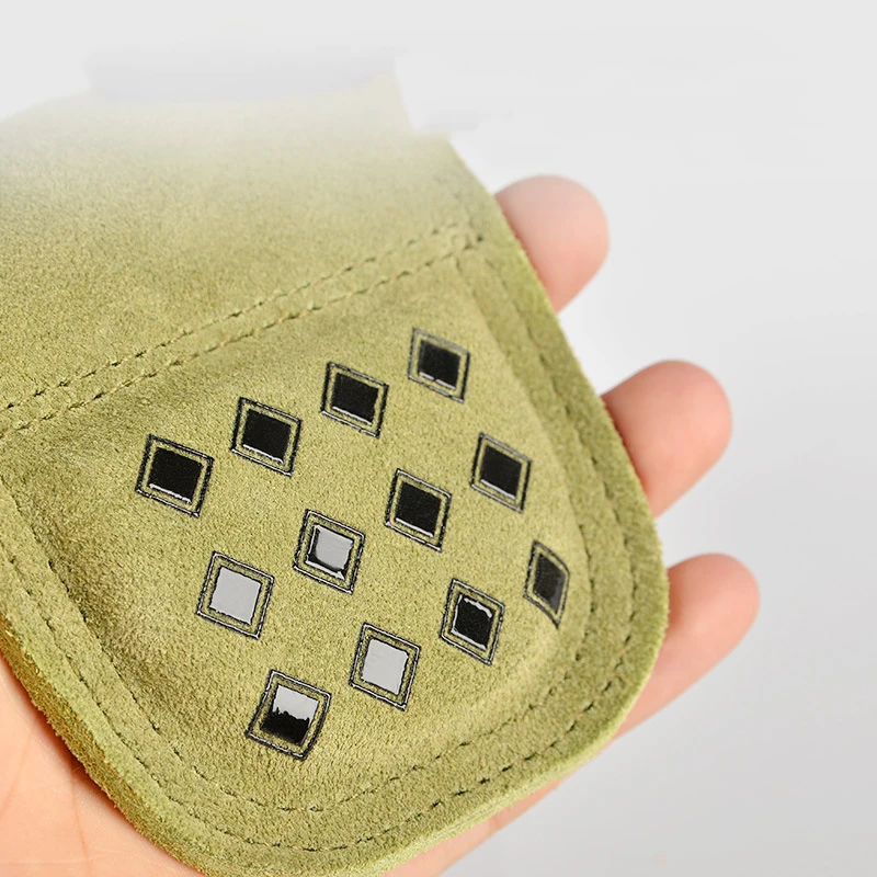 High Quality Adjustable Gymnastics Weightlifting Hand Grips Bodybuilding Wrist Palm Guard Leather Gym Gloves With Straps