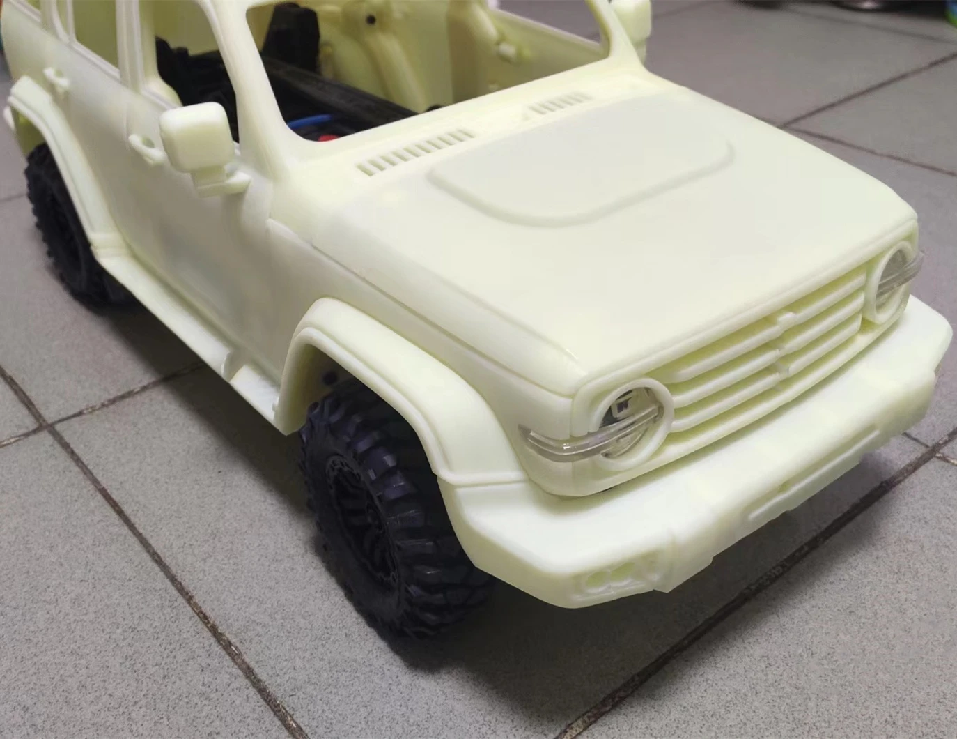 Good Price 1/16 Scale RC 4WD SUV Cars Truck Tank Resin 3D Printing Crafted model DIY MINI Car Kits Toys 3D Car Models