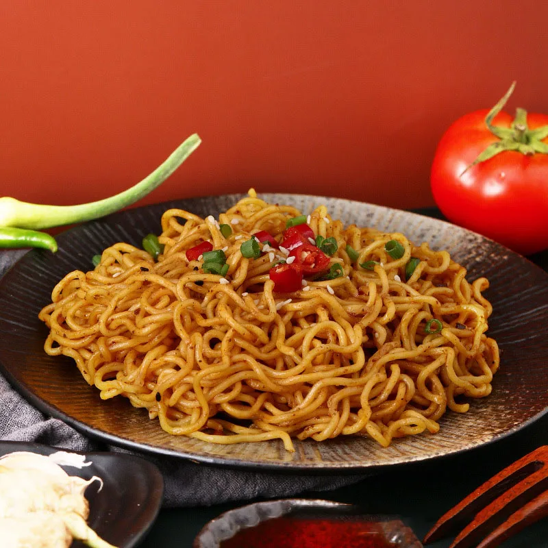 Yummeet wholesale Chicken Spicy Flavour Korean Ramen Instant Noodles