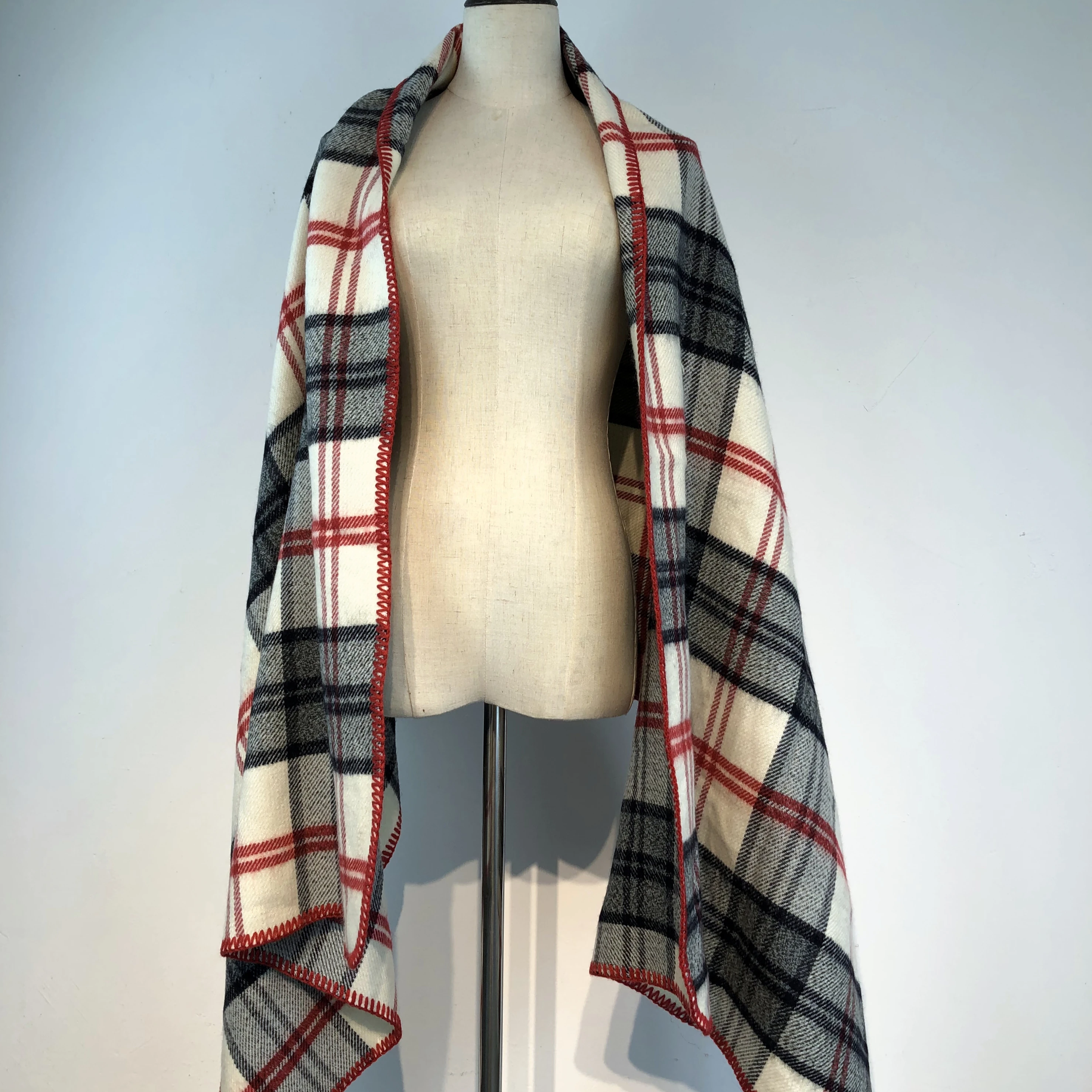 Super Soft Office Nap Shawl Cover Wearable Blanket