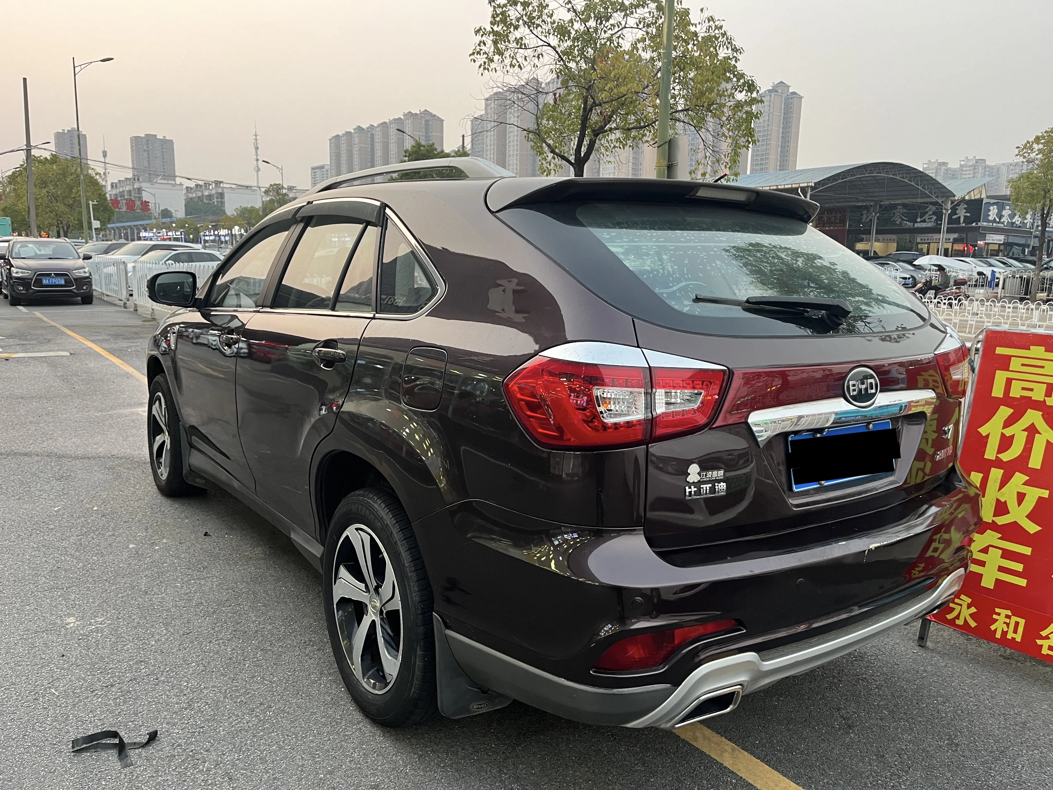 Лидер продаж подержанные автомобили 2015 byd auto S7 2 0 T дешевые на бензине